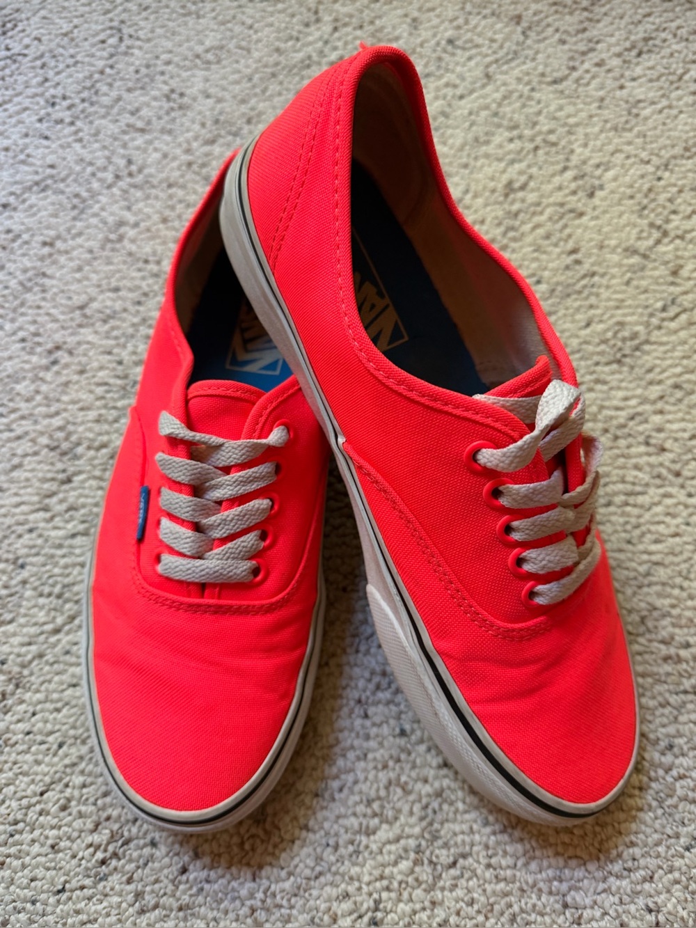 Vans Low-Top Sk8 Sneakers in Vibrant Orange Women Sz 9 Men Sz 7.5